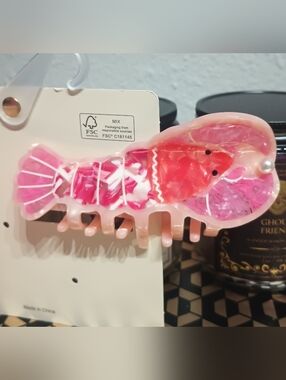 PIPER K SEA CLAW CLIP FOR HAIR